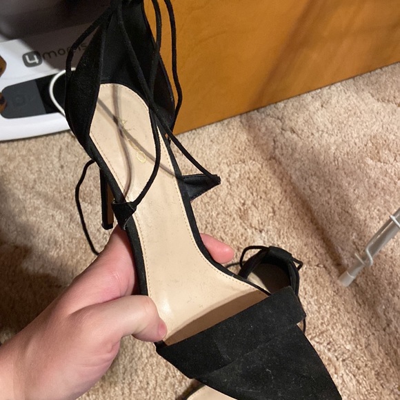 Aldo black stilettos. Size US10 - Picture 3 of 6
